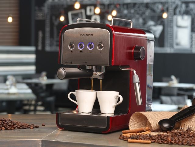 Кофеварка Polaris PCM 1516E Adore Crema для ценителей крепкого кофе