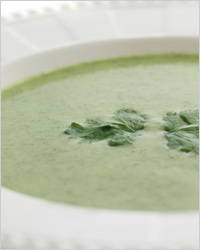 Зелёный суп-пюре из цветной капусты и стручковой фасоли