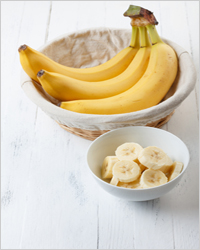 бананы на столе