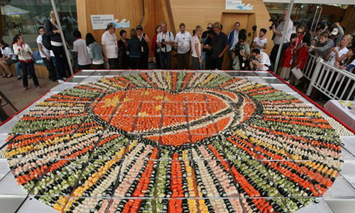 самая большая мозаика из суши