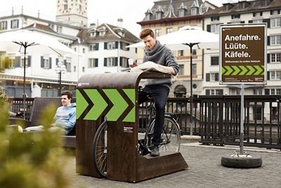В Швейцарии появляются столы для велосипедистов