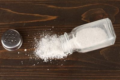 Количество соли в обработанных продуктах все еще слишком высоко