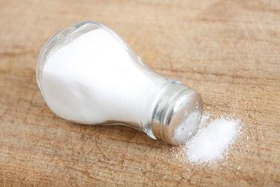 Снижение потребления соли избавит от храпа