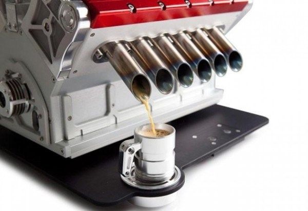 Кофемашина, сделанная по аналогии с автомобильным двигателем