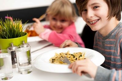 Рестораны Джейми Оливера оказались первыми в рейтинге среди заведений, заботящихся о питании детей