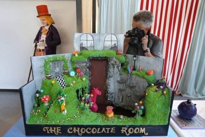 Выставка тортов на тему «Чарли и шоколадная фабрика»