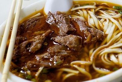 Ресторан в Пекине подает самую острую лапшу в мире