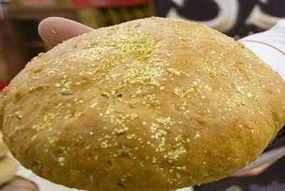 В Испании пекут золотой хлеб