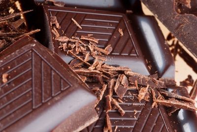 Шоколад улучшает производительность мозга