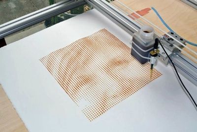 Принтер, печатающий каплями кофе