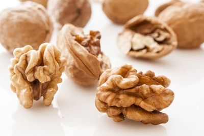 Грецкие орехи помогут снизить уровень холестерина