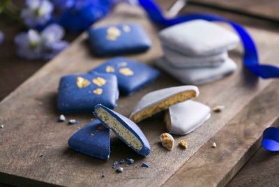 В Японии создали синий шоколад