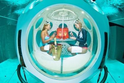 В Бельгии появился подводный ресторан