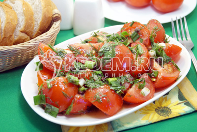 Салат из помидоров «Томато»