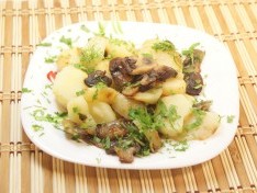 Картофель с шампиньонами - рецепт