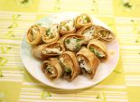 Блинная закуска. Кулинарный фото рецепт приготовления закуски из блинов с начинкой.