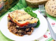 Мусака с фаршем и баклажанами