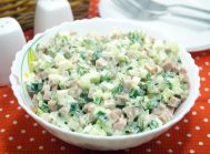 Салат с колбасой и свежими огурцами «Инди»