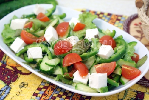 Салат с сыром «Фета» и овощами. Пошаговый кулинарный рецепт с фото приготовление салата из овощей с сыром фета.
