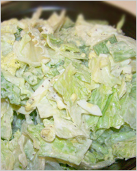 Зелёный салат с яйцом