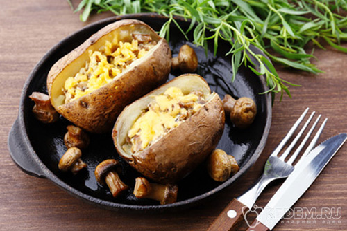 Запеченная картошка с грибами
