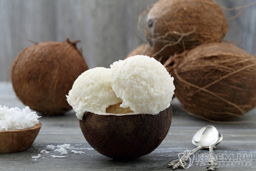 Домашнее мороженое с кокосом
