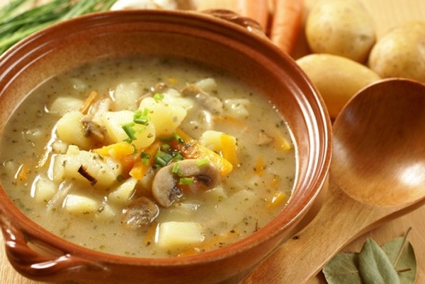 10 рецептов ароматных супов из шампиньонов - Лайфхакер