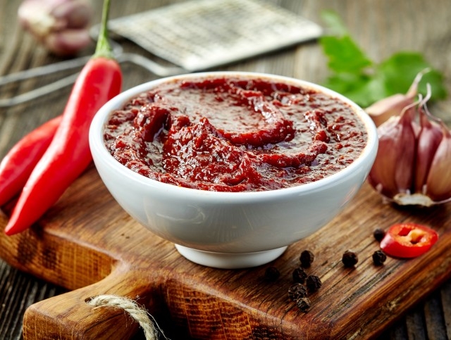 Вкусные соусы с томатной пастой — проверенные рецепты