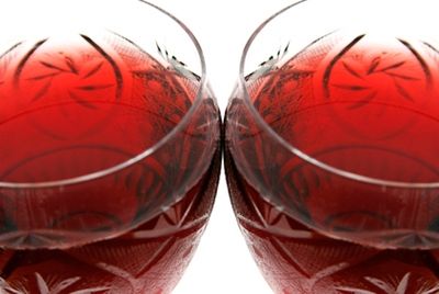 Два бокала вина утраивают риск развития рака ротовой полости
