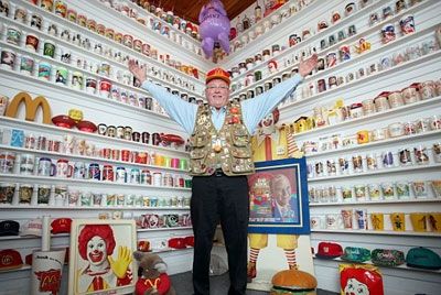 Американец владеет коллекцией 75000 памятных вещей из МакДональдса