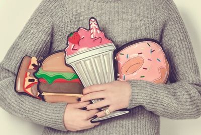 Клатч-бургер, клатч-мороженое и клатч-пончик