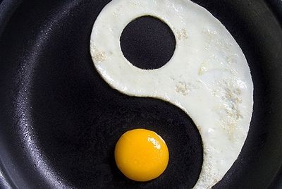 Символ Инь-Ян из яйца