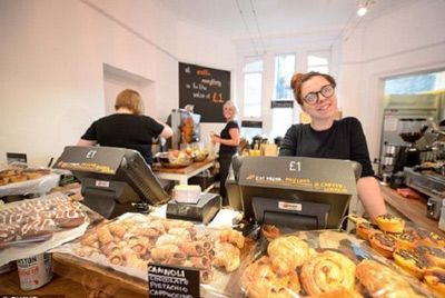 В Лондоне открылось кафе, где все блюда стоят 1 фунт стерлингов
