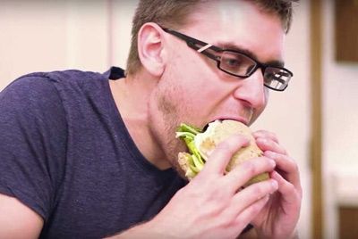 Американец готовил сэндвич полгода