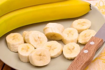 Специалисты советуют есть бананы с кожурой