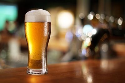 В России хотят запретить рекламу безалкогольного пива