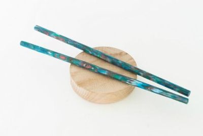 Палочки для суши, сделанные из океанского пластика
