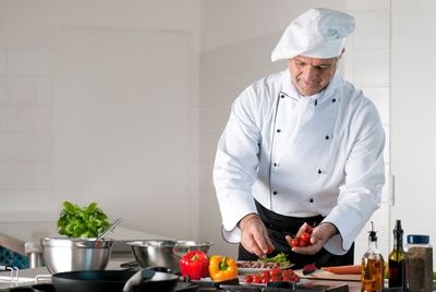 Французский шеф-повар возглавил рейтинг 100 лучших поваров мира в 2017 году