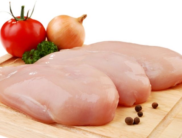 Специалисты оценили качество куриного филе