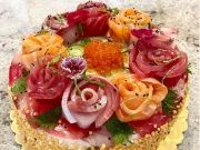 Новый тренд суши-магазинов – рыбный торт