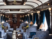 Для любителей шампанского предлагают роскошное путешествие на старинном поезде