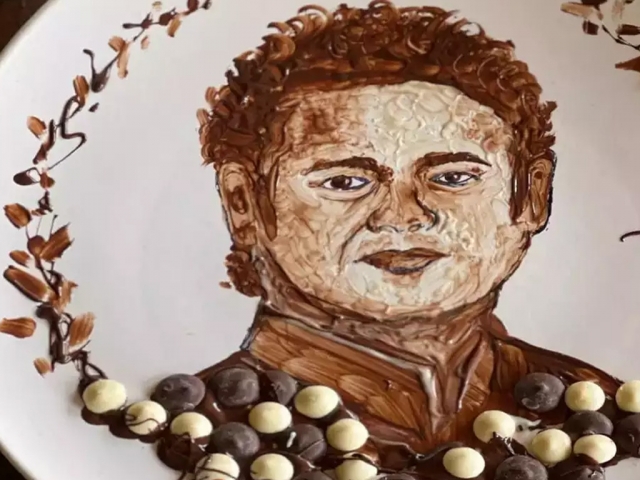 Шеф-повар создал шоколадный портрет индийского спортсмена