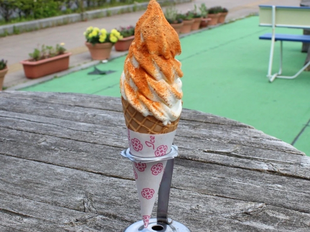 В Японии мороженое с острым перцем предлагают попробовать бесплатно 