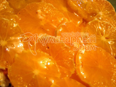 Творожный торт с апельсинами, выкладываем апельсины