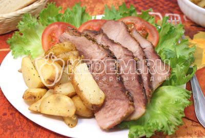 Запеченное мясо с картофелем «Мужской подход»