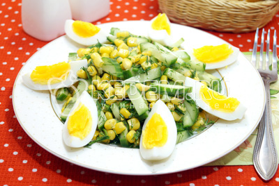 Салат с огурцом и яйцом «Арина»