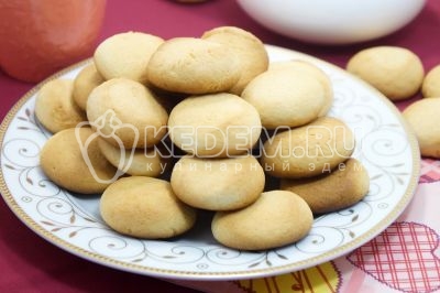 Песочное печенье на маргарине готово