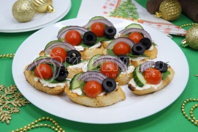 Овощные бутерброды на праздничный стол
