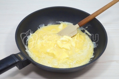 Перемешать скрэмбл от краев в середину.