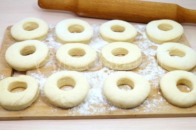 Тесто для пончиков готово.